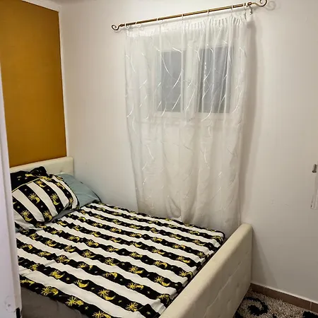 Muzsi Apartman Siofok Exterior photo