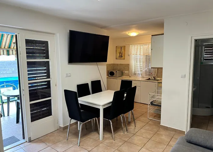 Muzsi Apartman Siofok